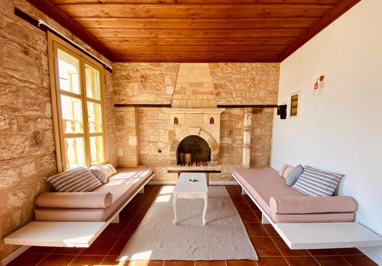 Apartmán To Petrino Meyísti Exteriér fotografie