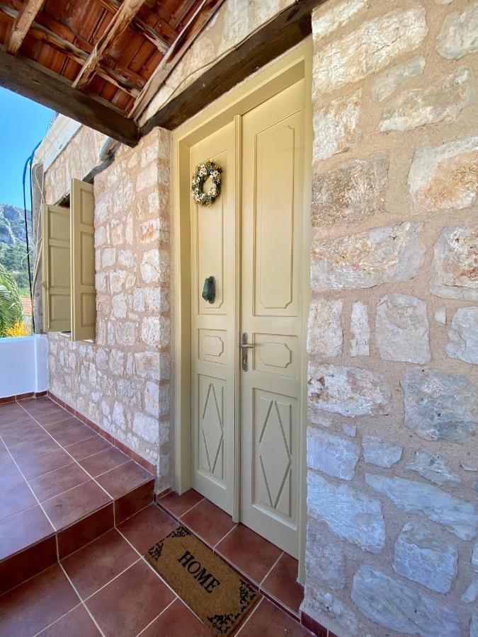 Apartmán To Petrino Meyísti Exteriér fotografie