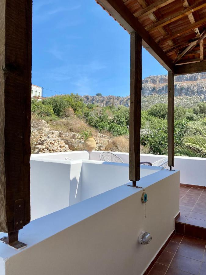 Apartmán To Petrino Meyísti Exteriér fotografie
