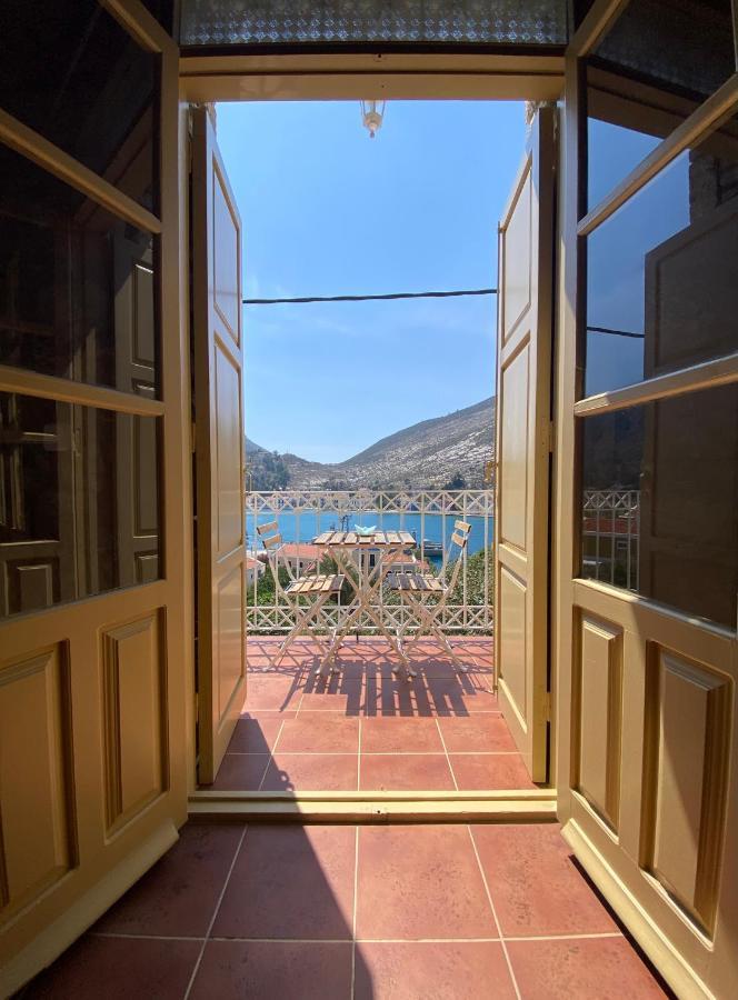 Apartmán To Petrino Meyísti Exteriér fotografie